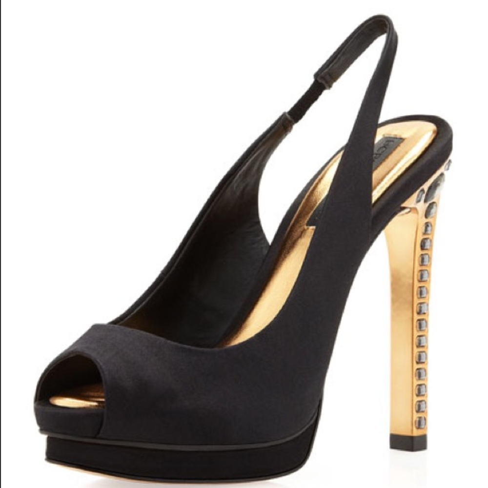 BCBG Ramsey pump size 9.5 gold heel formal sandal